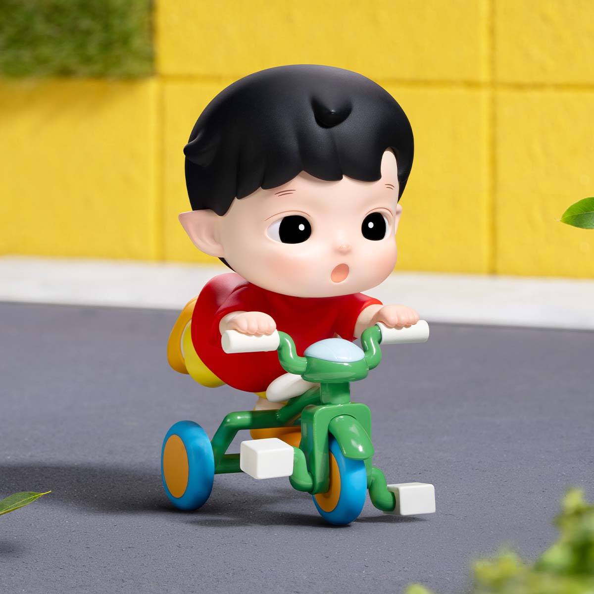 HACIPUPU × CRAYON SHINCHAN One Day in Kasukabe Series Figures