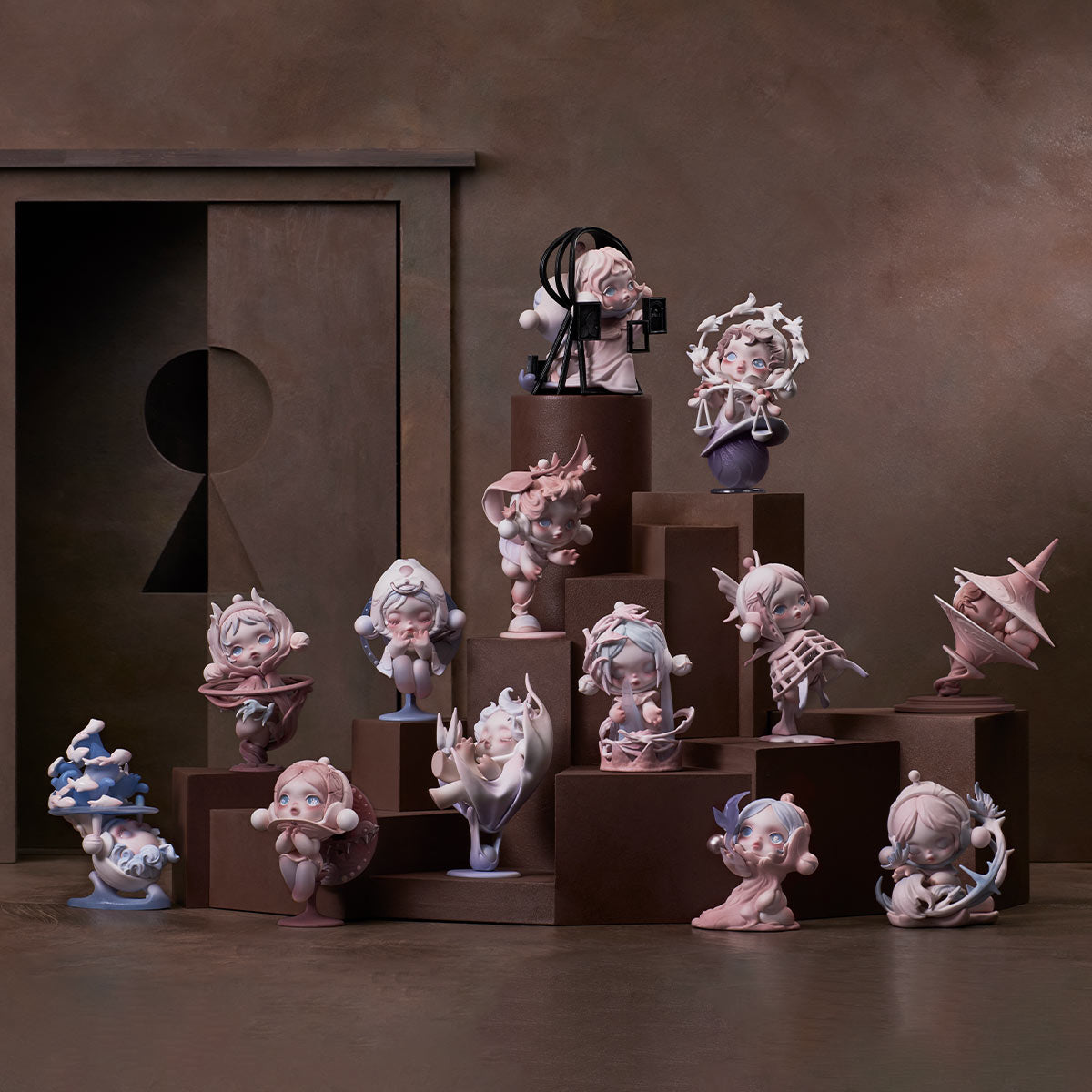 SKULLPANDA The Paradox Series Figures