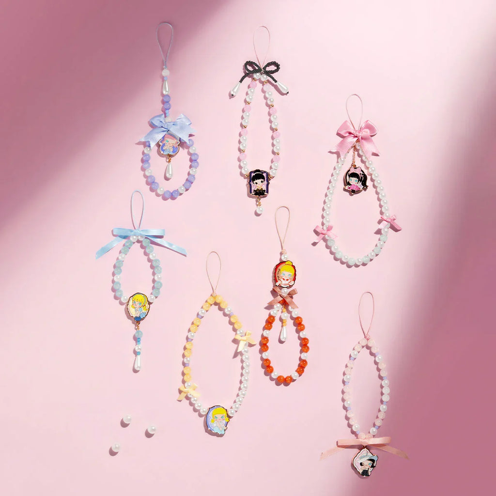 MOLLY Daily Look Series-Phone Charm Blind Box - Tiny Boxes