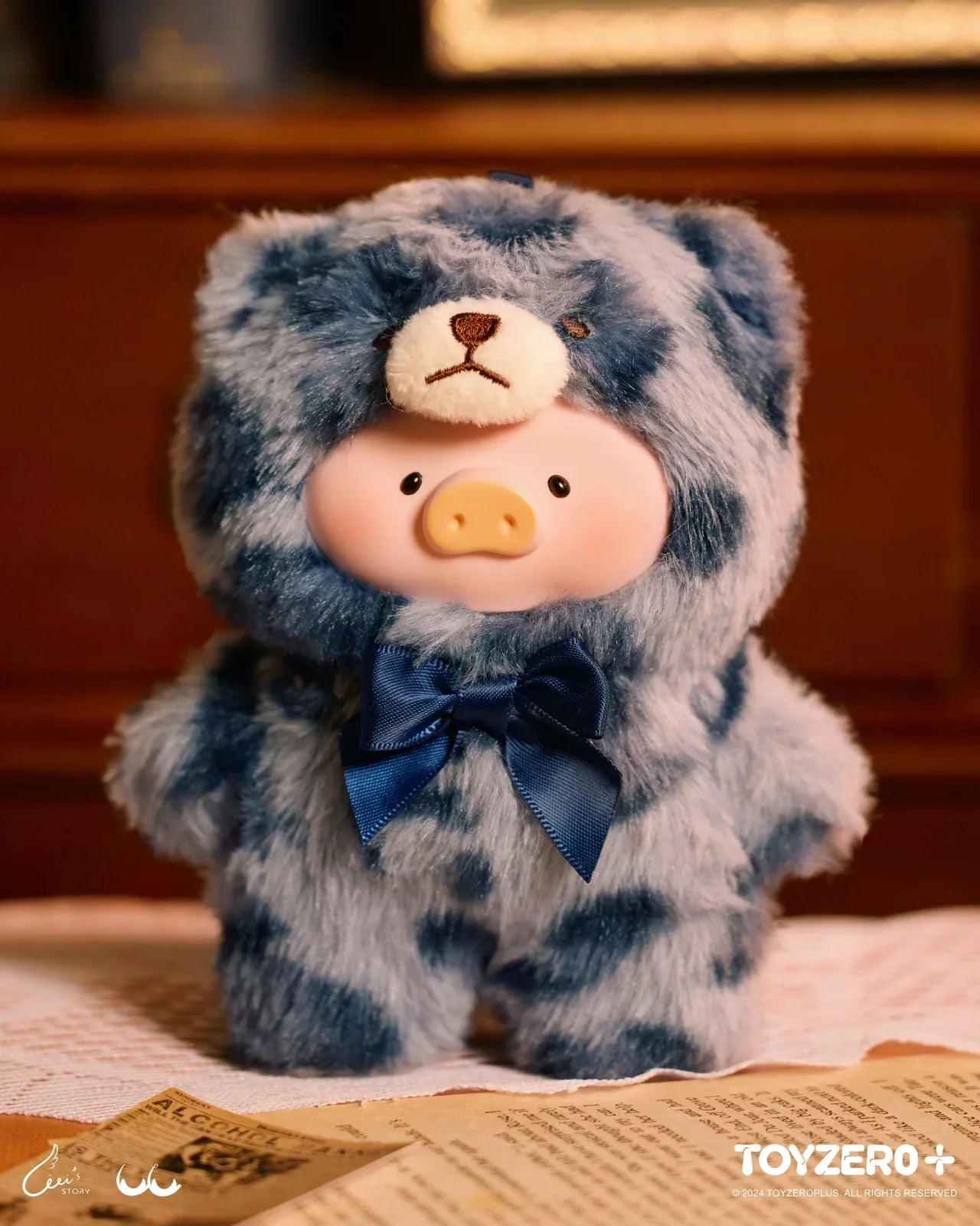 LuLu the Piggy - Vintage Teddy Shop Vinyl Face Keychain Blind Box - Tiny Boxes