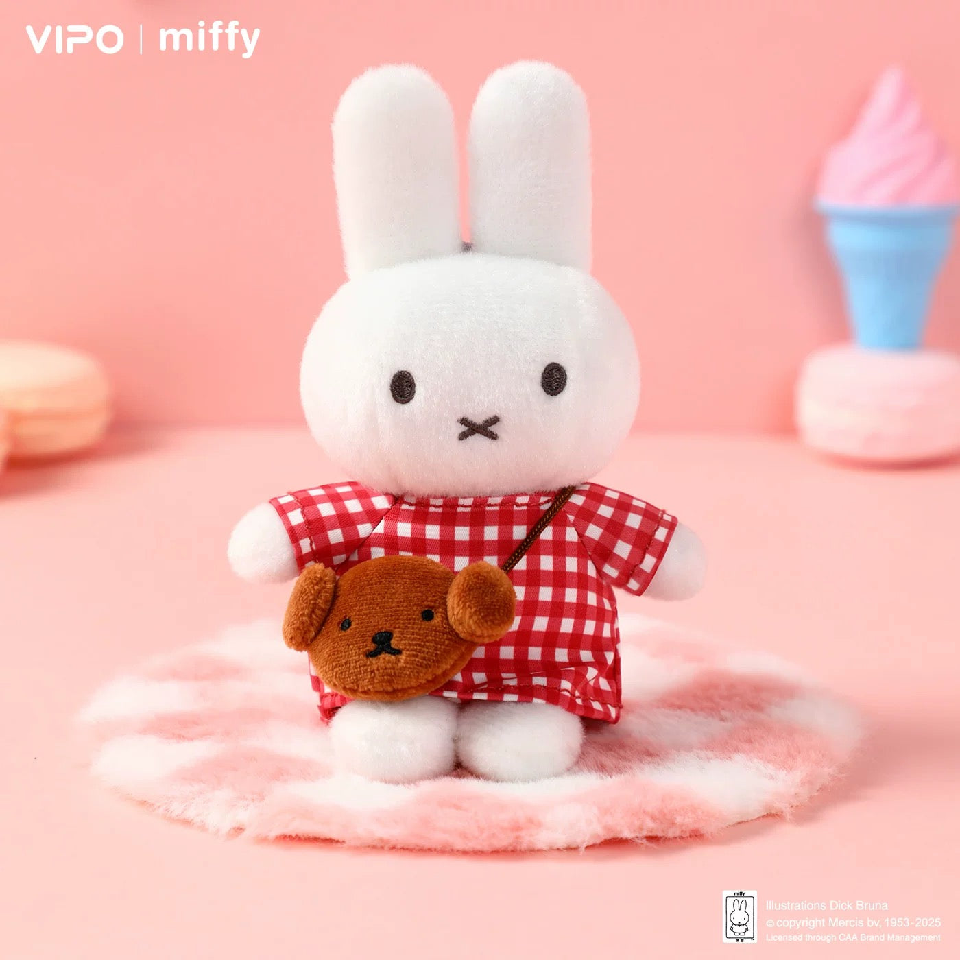 ***Pre-order***Vipo x Miffy Mini Bag Series Plush Keychain