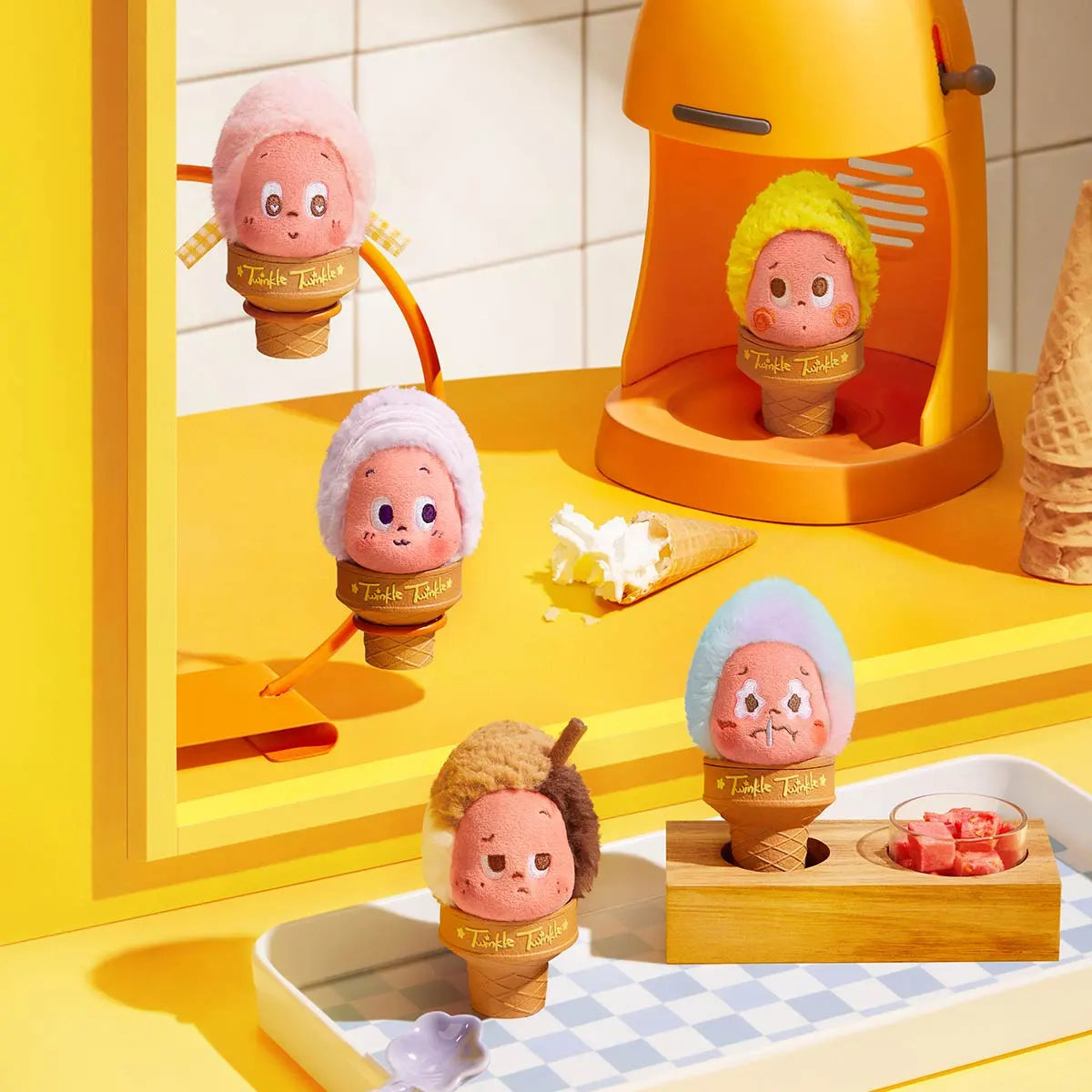 Twinkle Twinkle MOON GELATO Series-Ice Cream Plush Pendant Blind Box