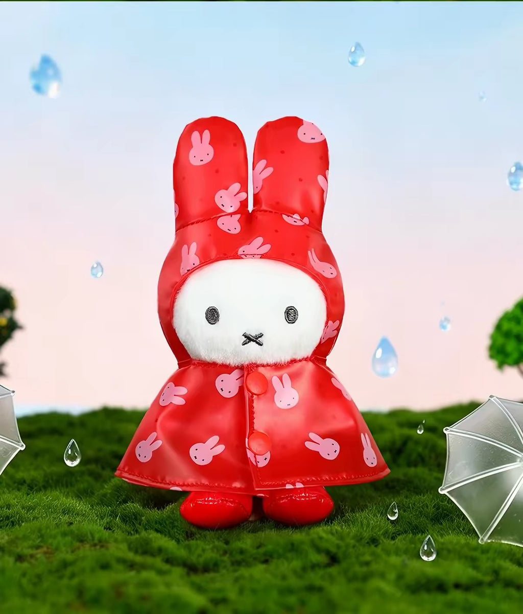 ***Pre-order***Vipo x Miffy Raincoat Series Plush Pendant