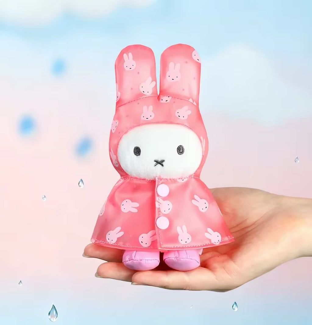 ***Pre-order***Vipo x Miffy Raincoat Series Plush Pendant