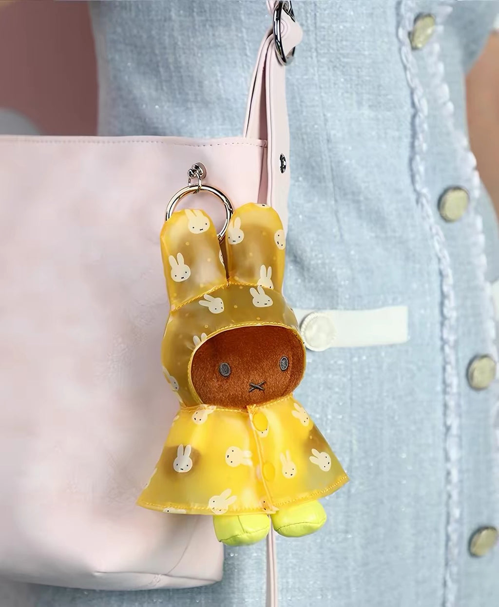 ***Pre-order***Vipo x Miffy Raincoat Series Plush Pendant